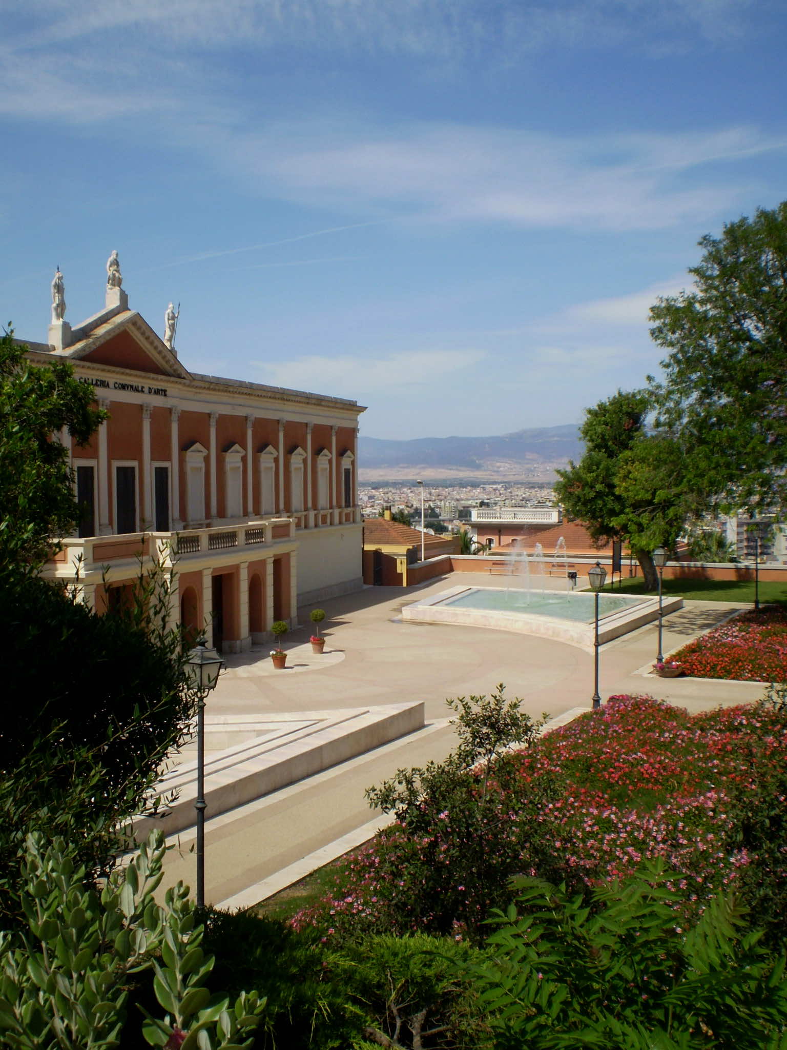 Giardini pubblici galleria d'arte Cagliari